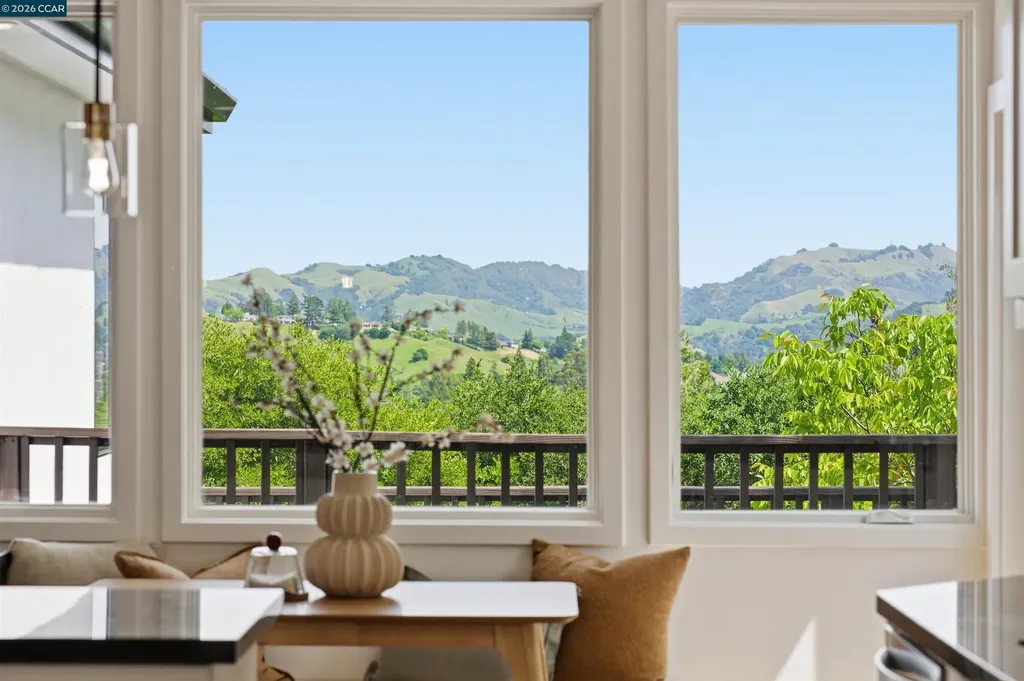 31 Crestview Drive Orinda CA 94563