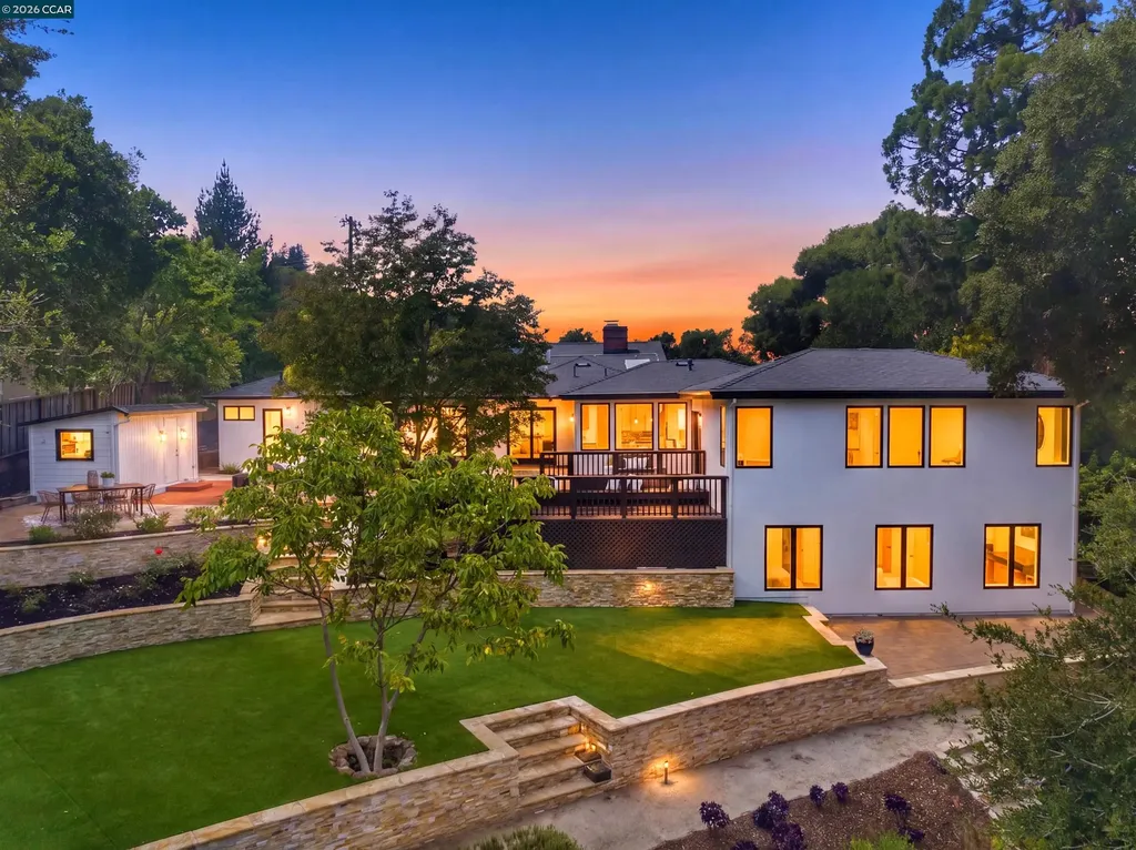 31 Crestview Drive Orinda CA 94563