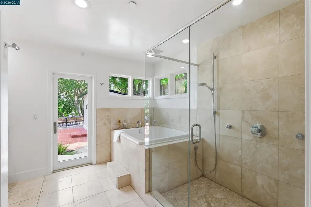 31 Crestview Drive Orinda CA 94563