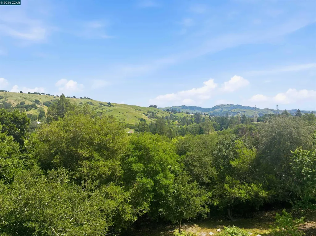 31 Crestview Drive Orinda CA 94563