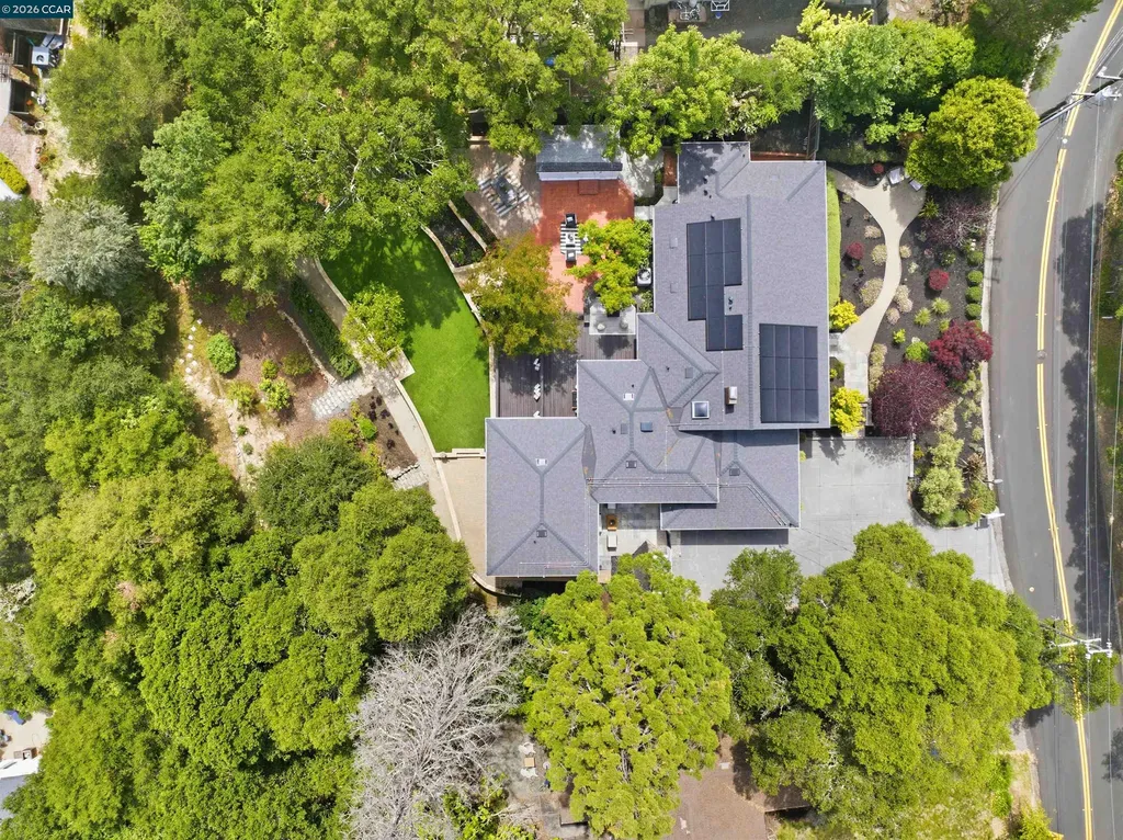 31 Crestview Drive Orinda CA 94563
