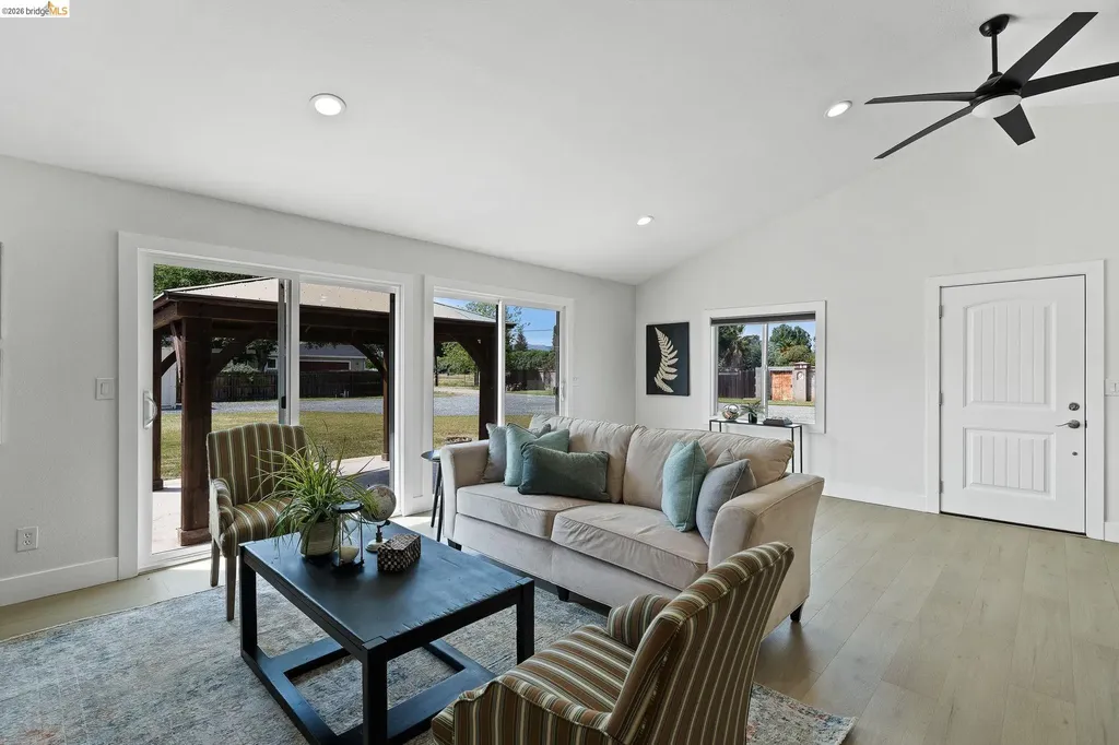 3350 Concord Avenue Brentwood CA 94513