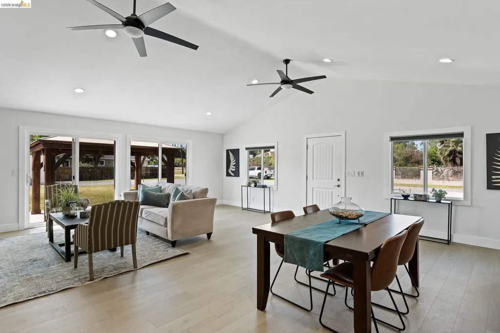 3350 Concord Avenue Brentwood CA 94513