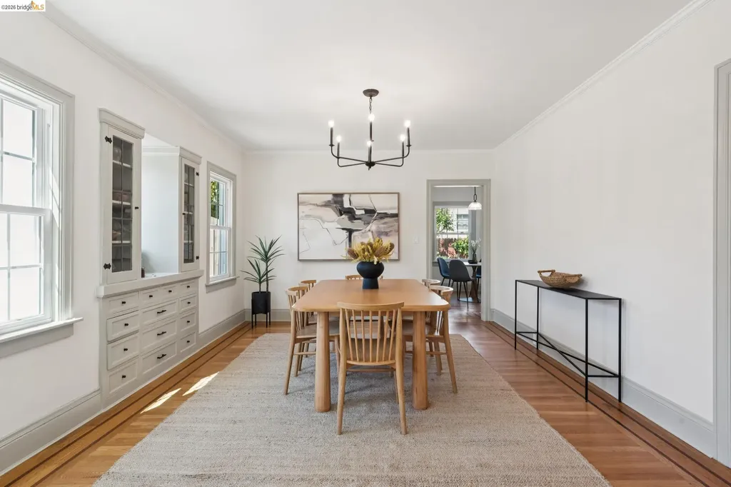 3215 Fruitvale Avenue Oakland CA 94602