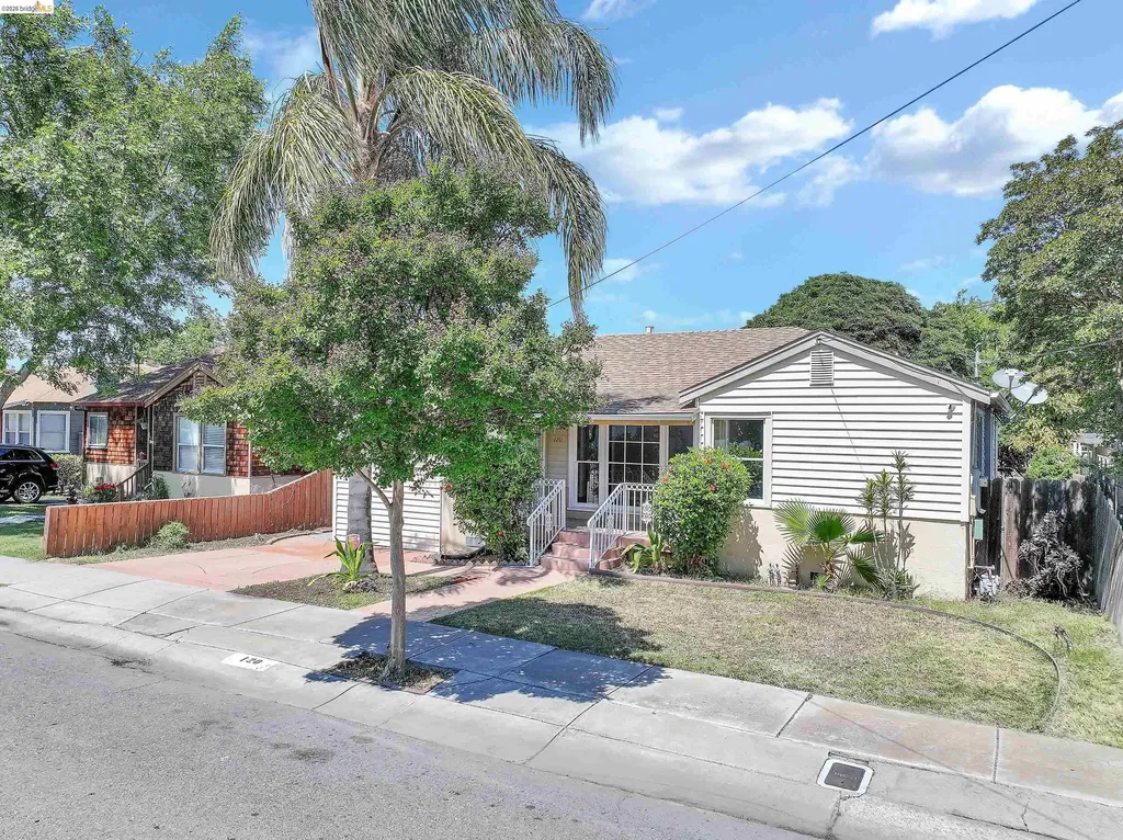 120 Hillcrest Avenue Pittsburg CA 94565
