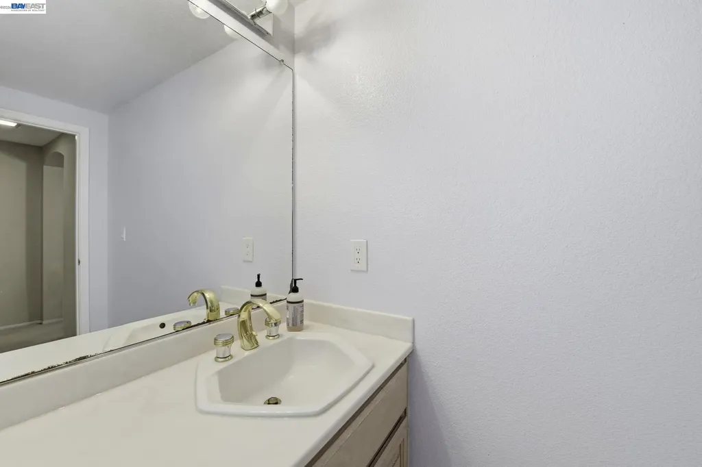 43884 Cameron Hills Drive Fremont CA 94539