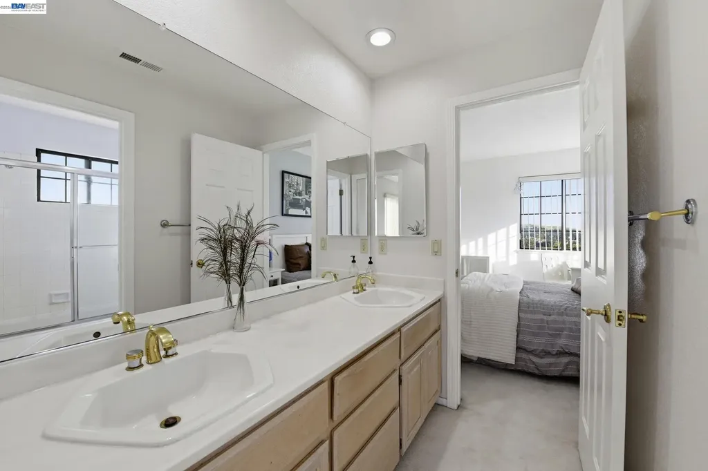 43884 Cameron Hills Drive Fremont CA 94539