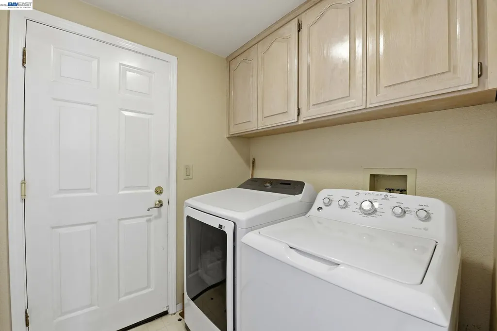 43884 Cameron Hills Drive Fremont CA 94539