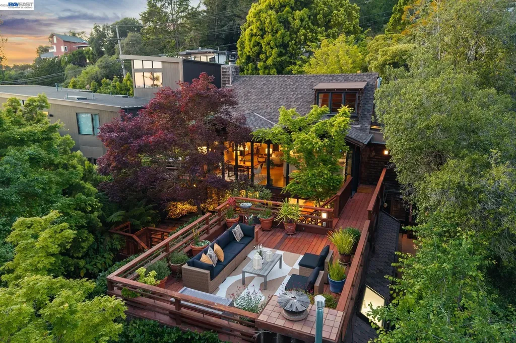 Berkeley CA, 1166 Cragmont Avenue