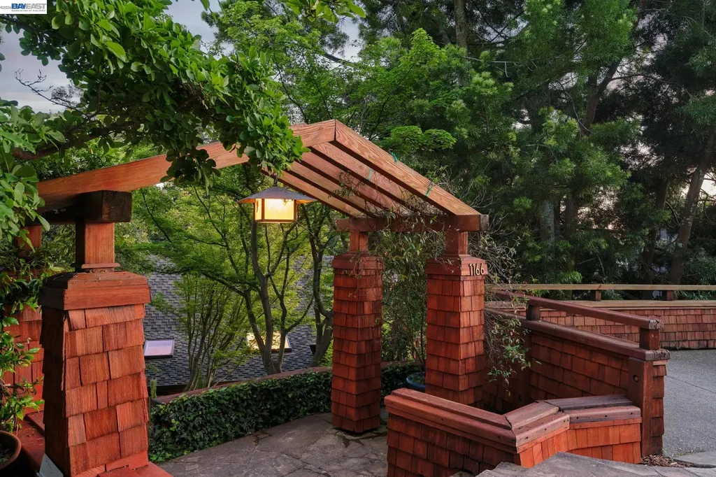 1166 Cragmont Avenue Berkeley CA 94708