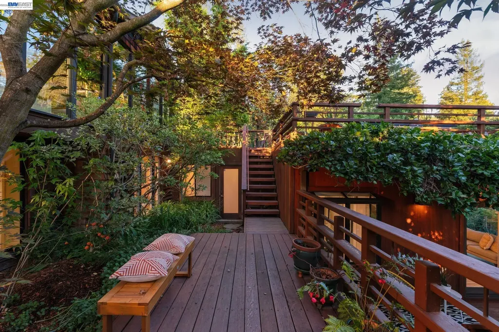 1166 Cragmont Avenue Berkeley CA 94708