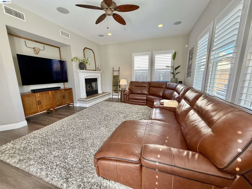 2942 San Minete Drive Livermore CA 94550