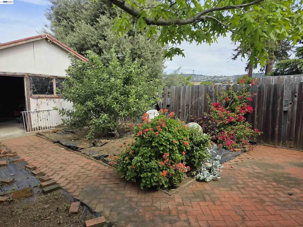 2457 61st Avenue Oakland CA 94605