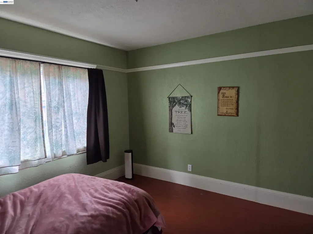 2457 61st Avenue Oakland CA 94605