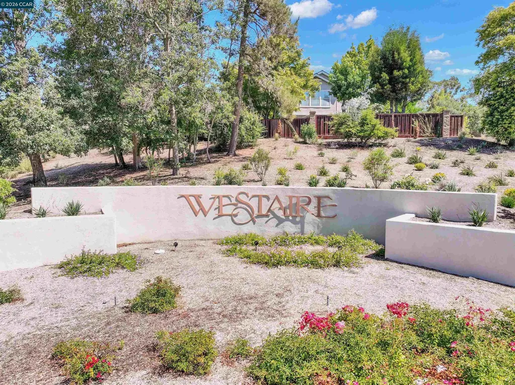 280 Brady Street Martinez CA 94553
