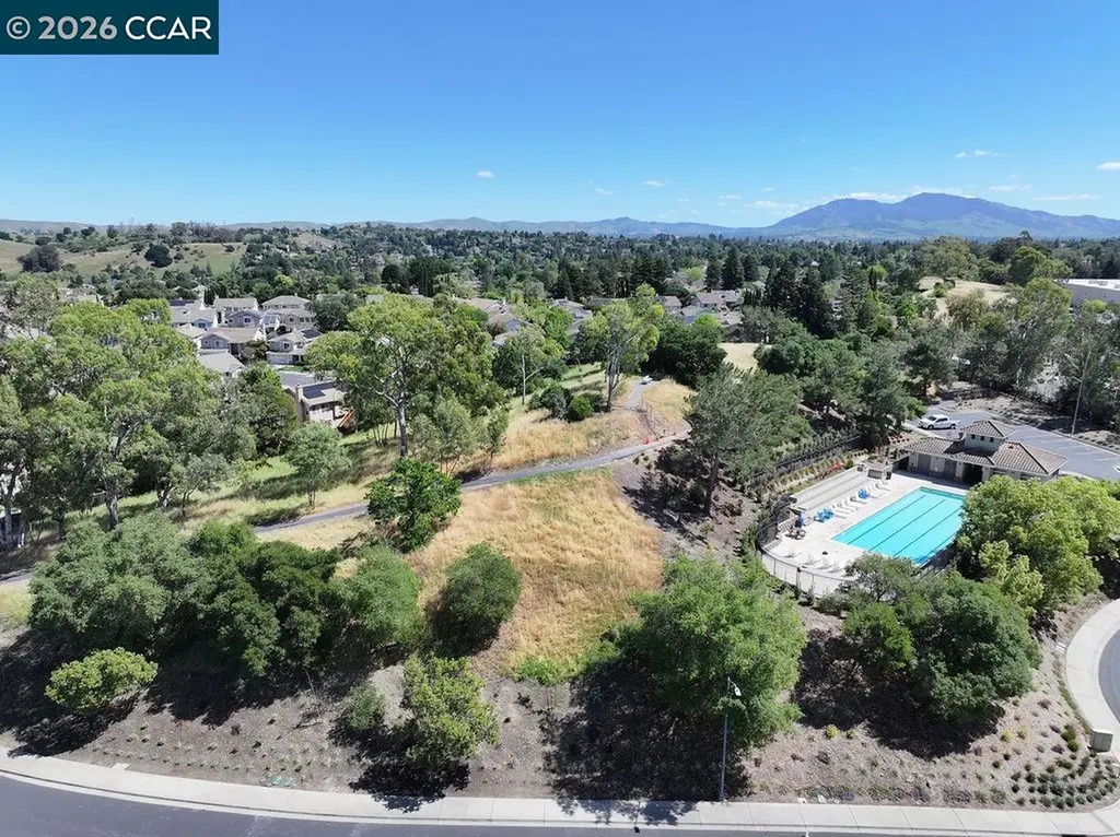 280 Brady Street Martinez CA 94553