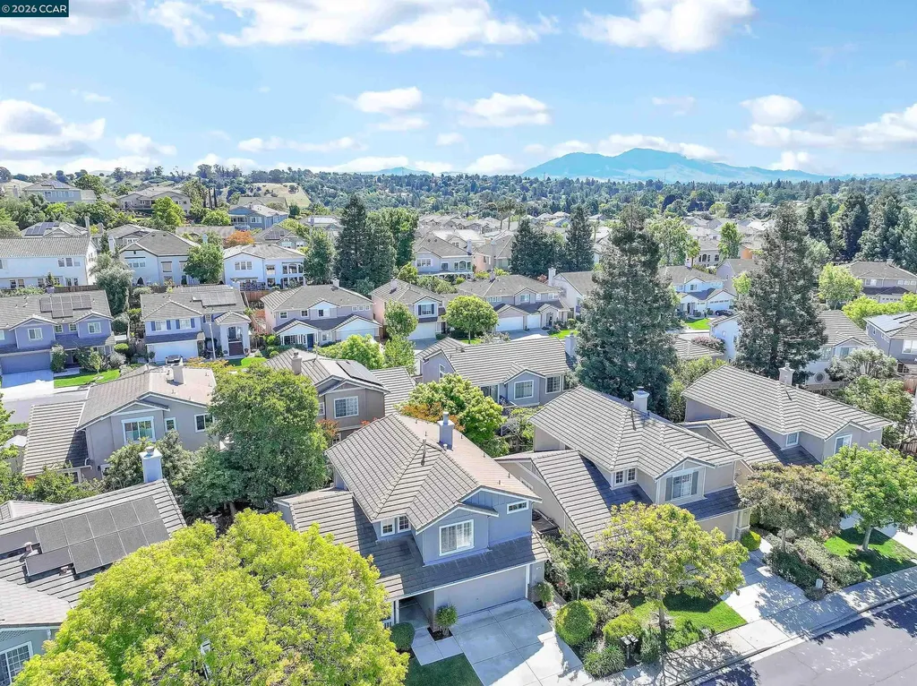 280 Brady Street Martinez CA 94553
