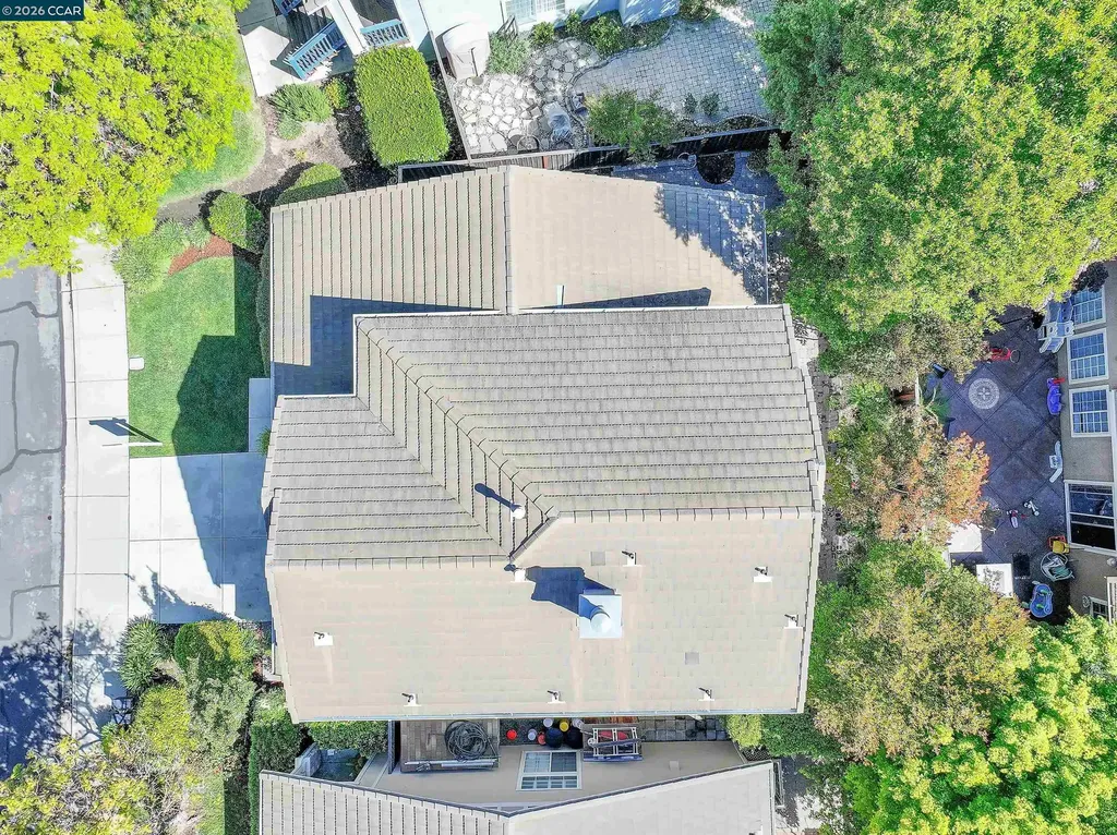280 Brady Street Martinez CA 94553