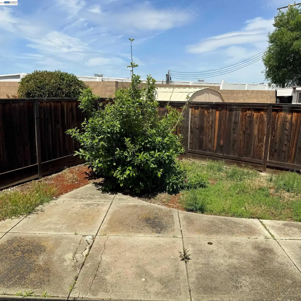 3912 San Juan Avenue Pittsburg CA 94565