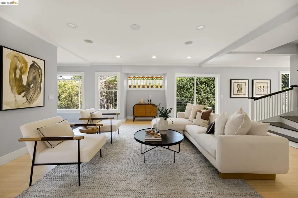 683 Mandana Boulevard Oakland CA 94610