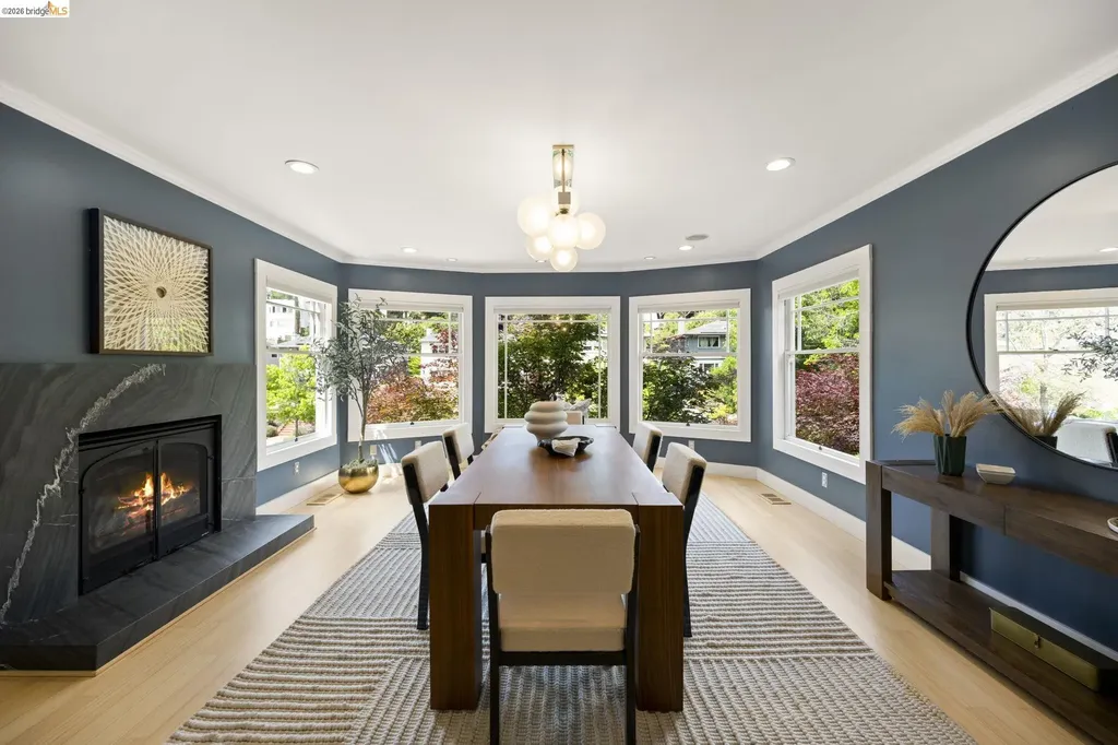 683 Mandana Boulevard Oakland CA 94610