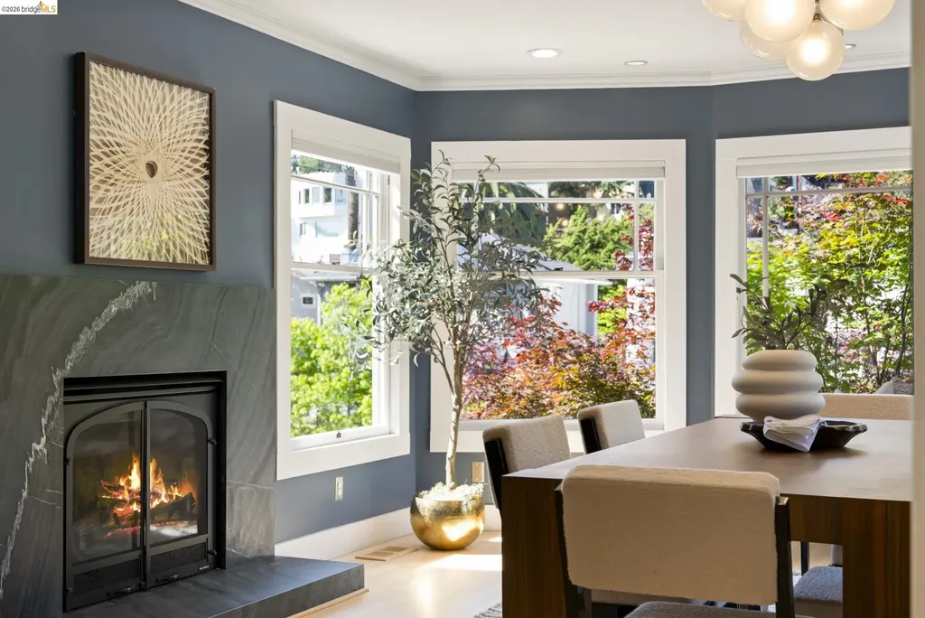 683 Mandana Boulevard Oakland CA 94610