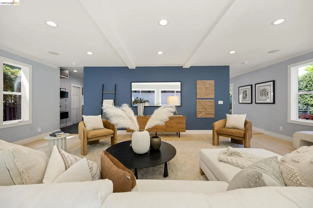683 Mandana Boulevard Oakland CA 94610