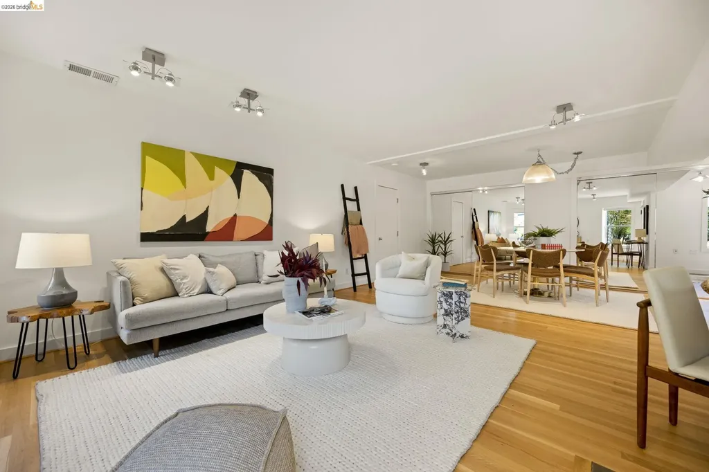 683 Mandana Boulevard Oakland CA 94610