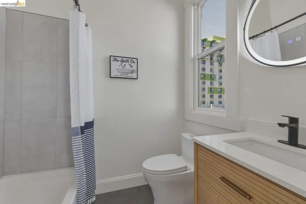 523 25th Street Oakland CA 94612