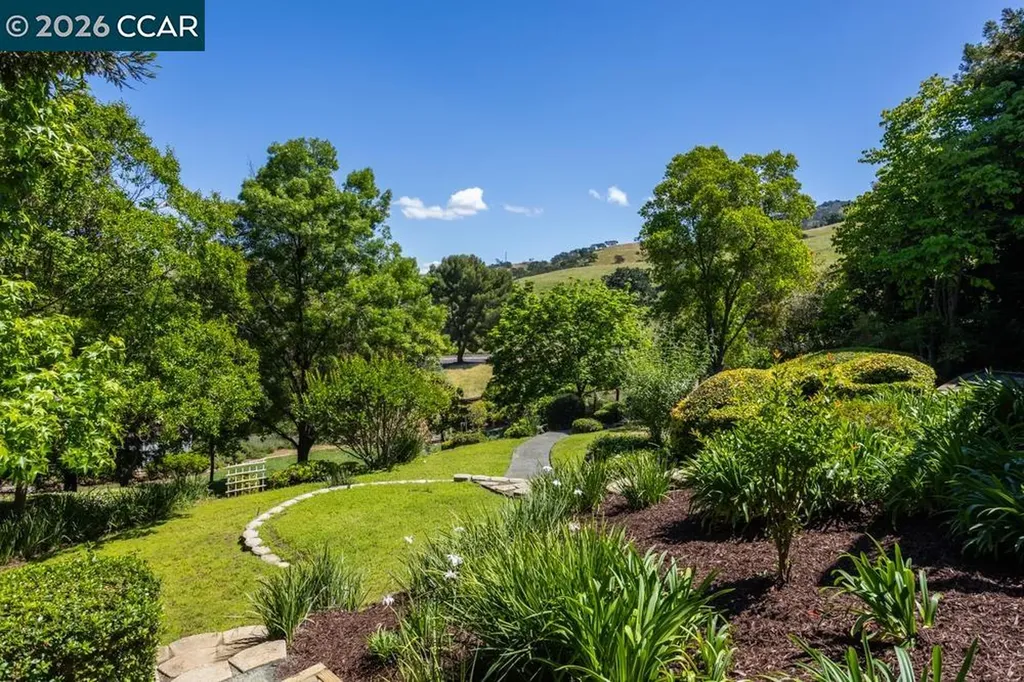 1121 Vista Point Lane Concord CA 94521