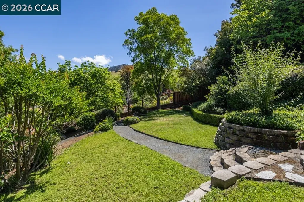 1121 Vista Point Lane Concord CA 94521