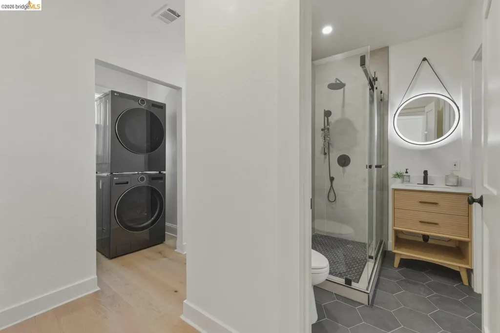 523 25th Street Oakland CA 94612