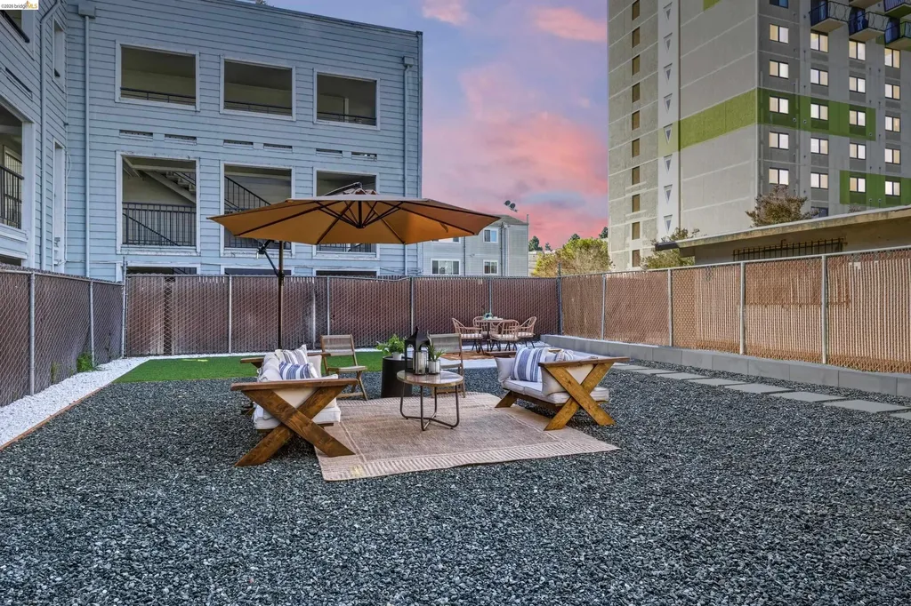 523 25th Street Oakland CA 94612