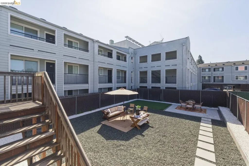 523 25th Street Oakland CA 94612
