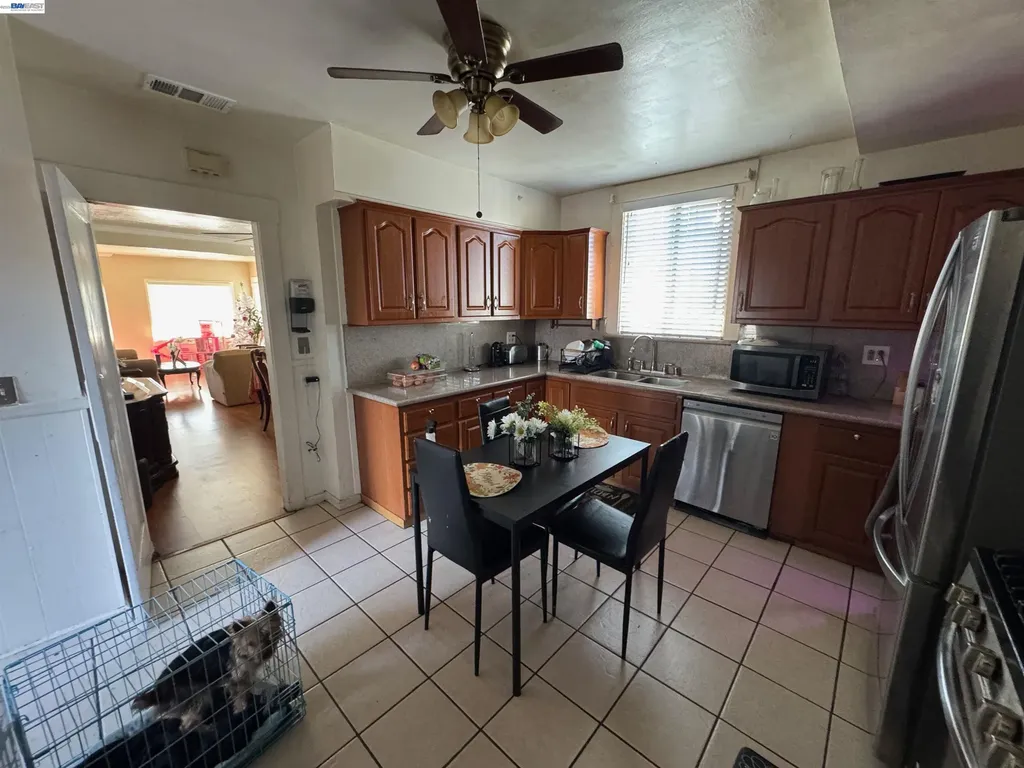 1815 68th Avenue Oakland CA 94621