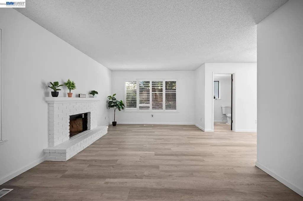 1324 Almondwood Drive Antioch CA 94509