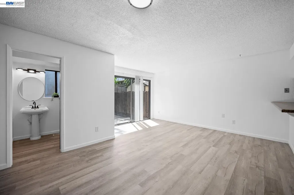 1324 Almondwood Drive Antioch CA 94509