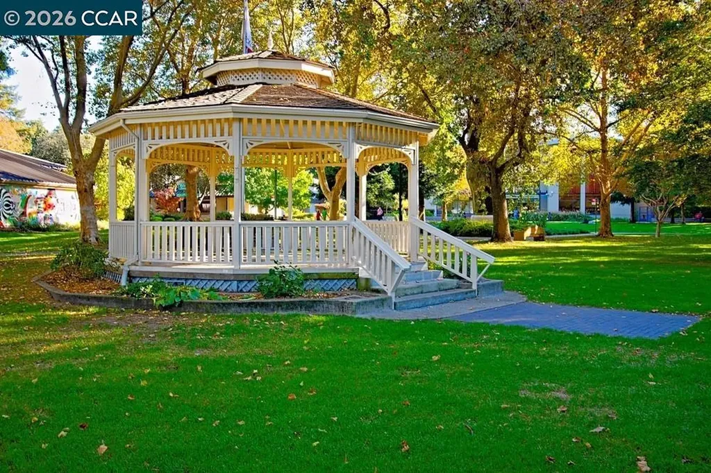 1810 Cole Avenue Walnut Creek CA 94596