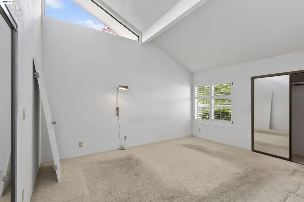 202 Baywood Road Alameda CA 94502