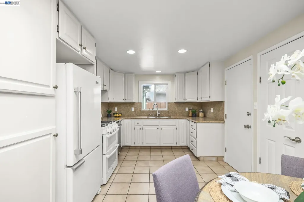 8280 Cardiff Drive Dublin CA 94568