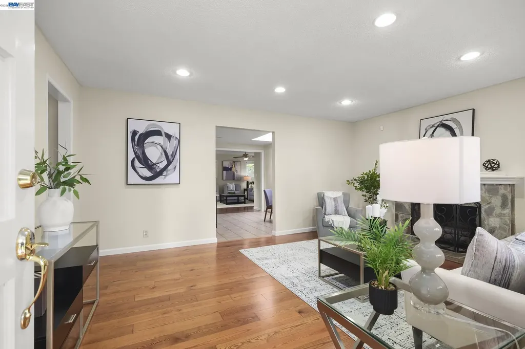 8280 Cardiff Drive Dublin CA 94568