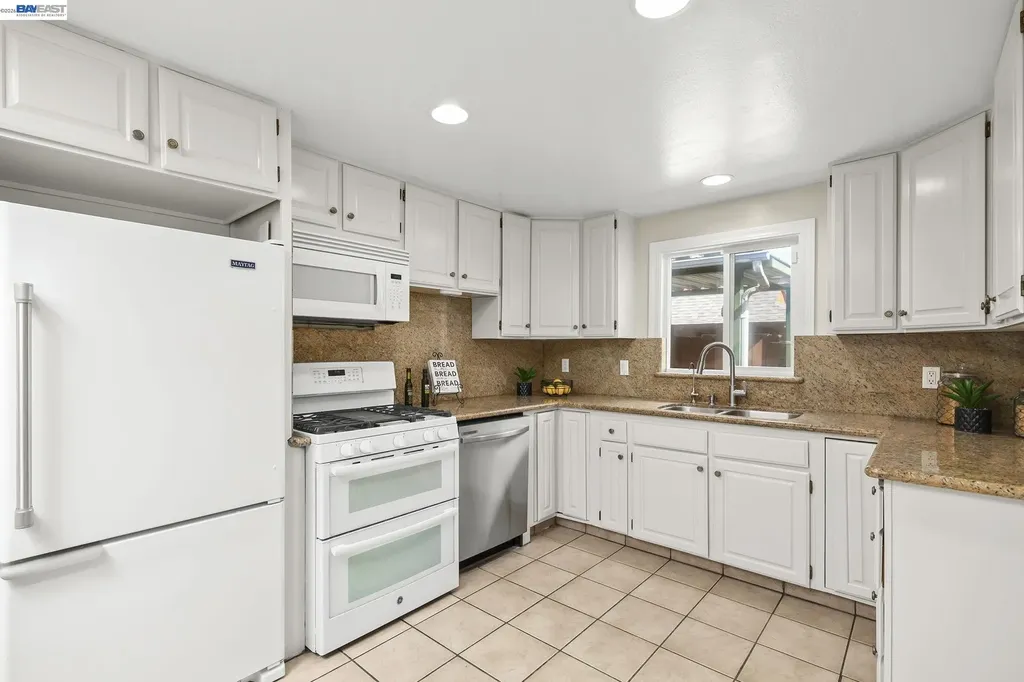 8280 Cardiff Drive Dublin CA 94568