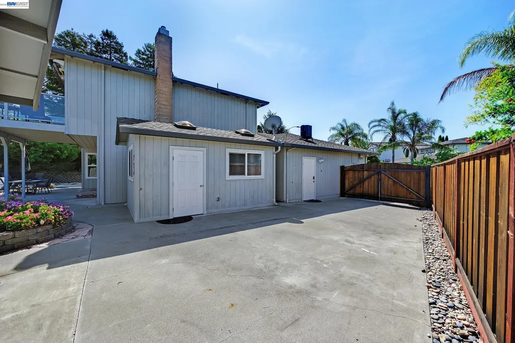 7487 Quartz Circle Dublin CA 94568