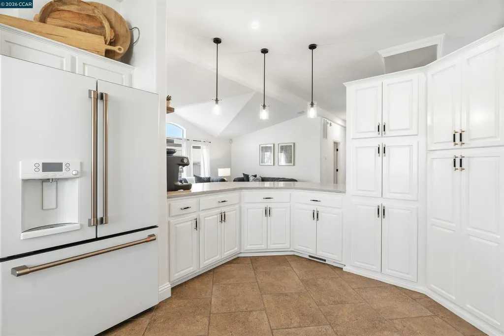 19175 Carlton Avenue Castro Valley CA 94546