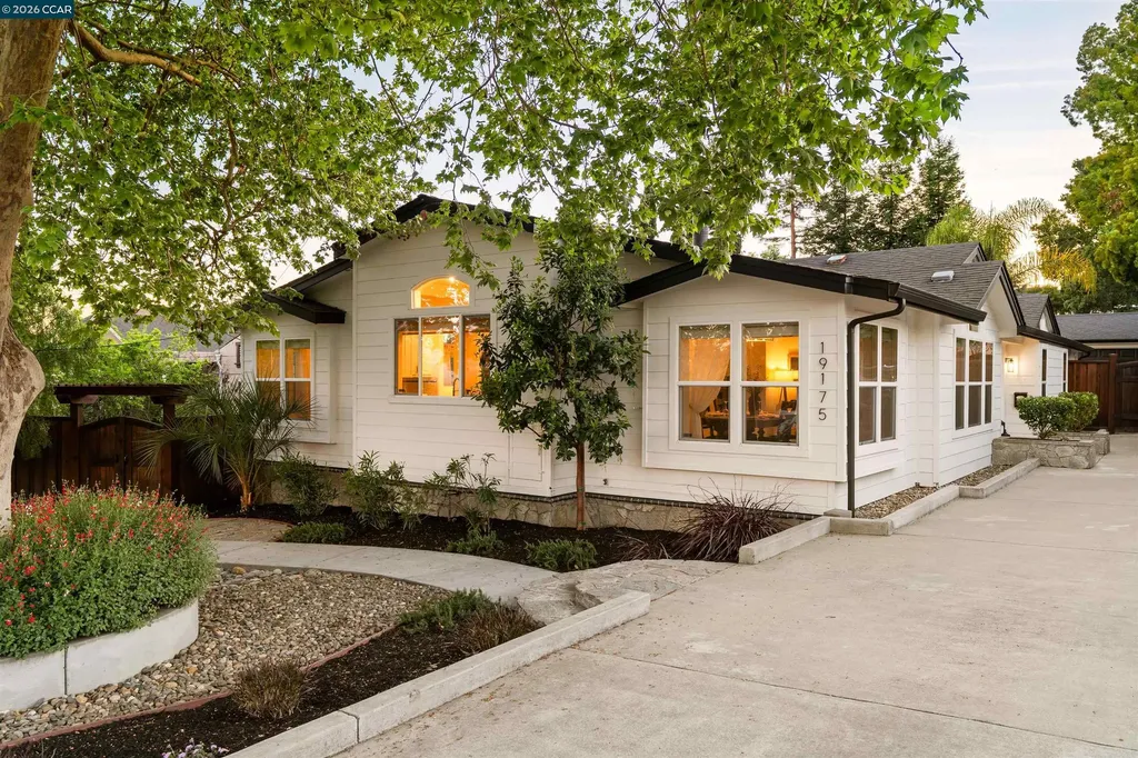 19175 Carlton Avenue Castro Valley CA 94546