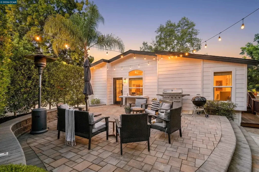 19175 Carlton Avenue Castro Valley CA 94546