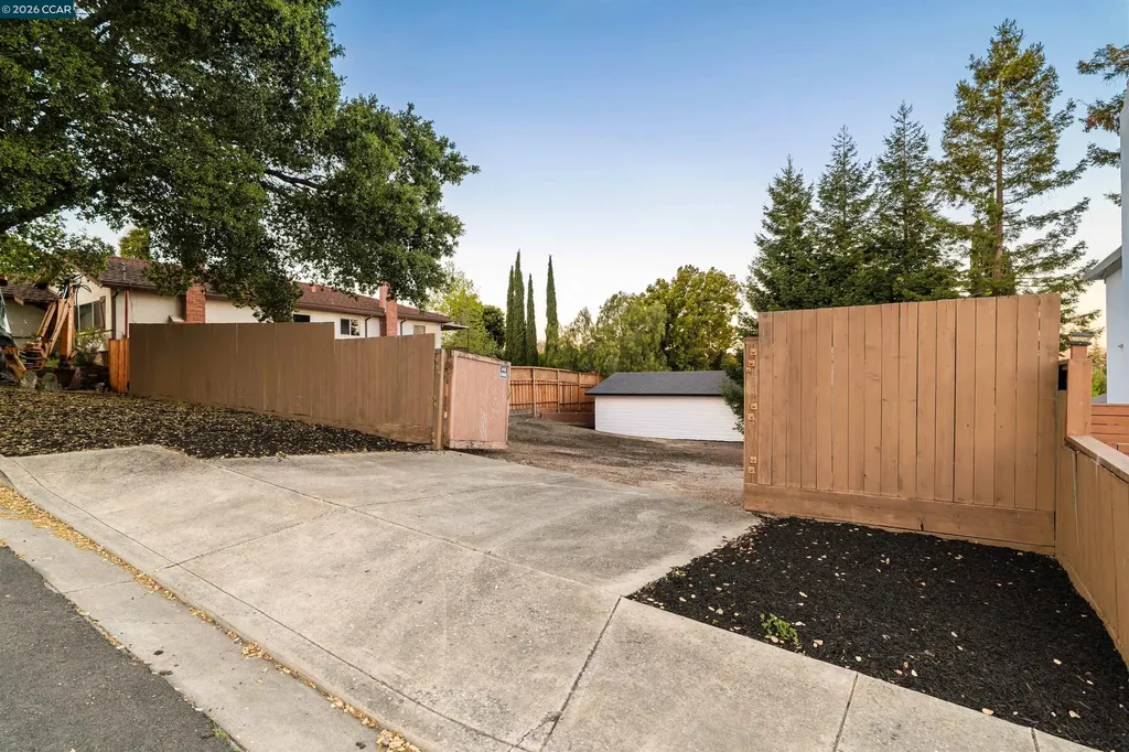 19175 Carlton Avenue Castro Valley CA 94546