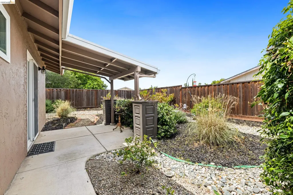 1621 Edgewood Drive Oakley CA 94561