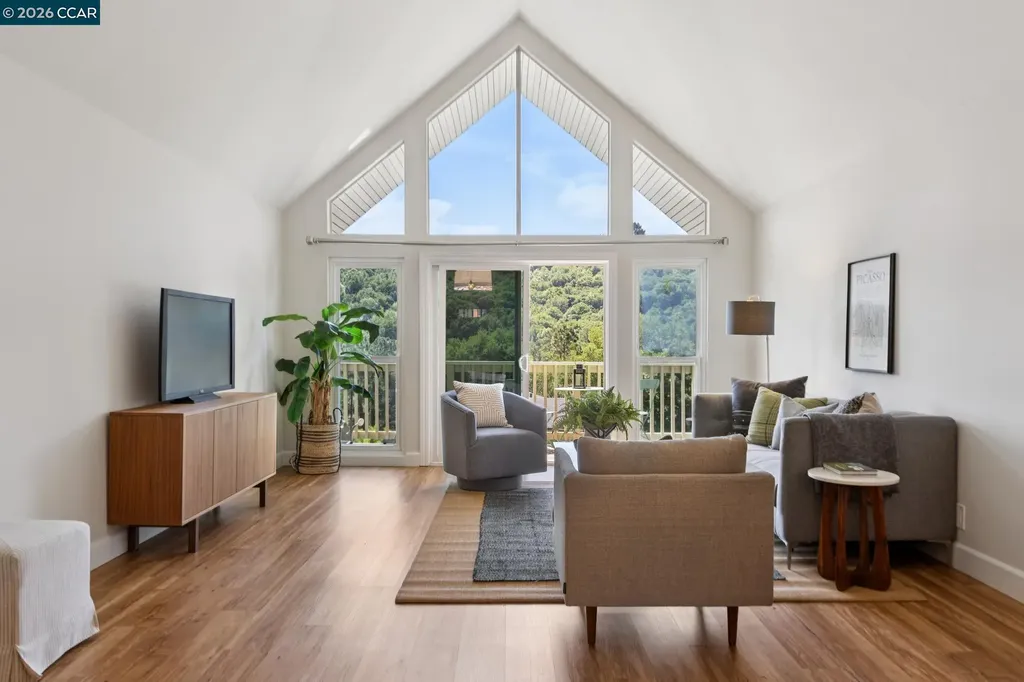 124 Ascot Court Moraga CA 94556