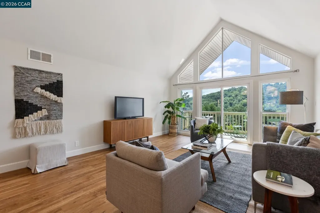 124 Ascot Court Moraga CA 94556